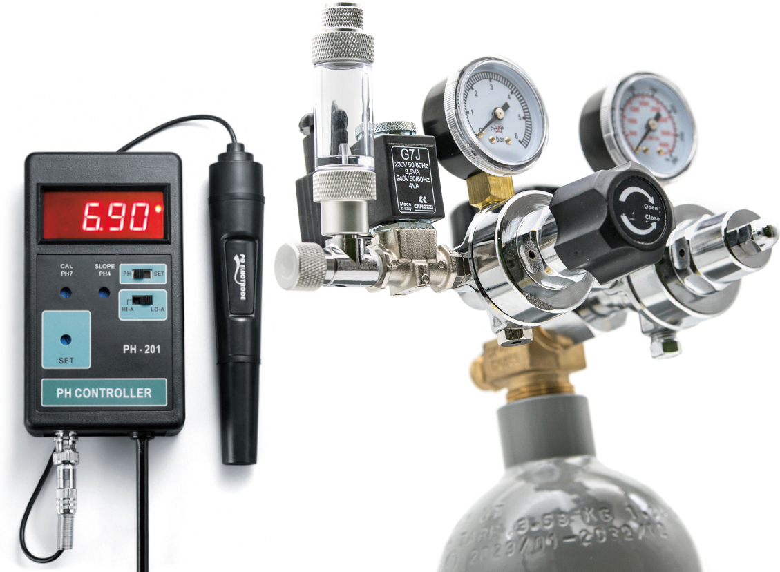 Kompletní dvoustupňový CO2 set s kontrolérem, nočním vypínáním, 2,1l lahví